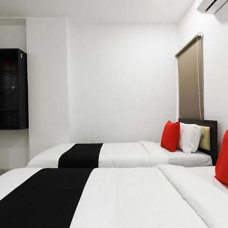 Super Mythri Hotel Near By Ecil, As Rao Nagar, Sainikpuri Maula Ali Екстер'єр фото