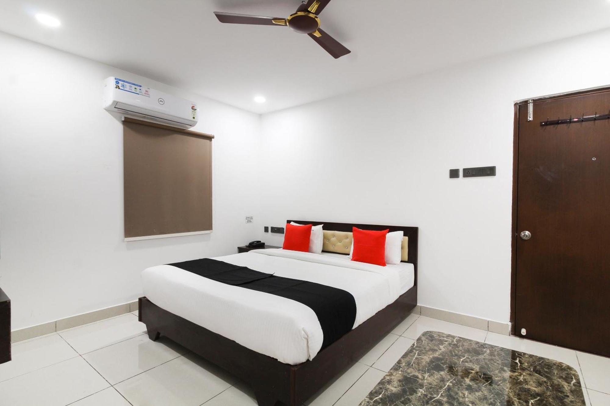 Super Mythri Hotel Near By Ecil, As Rao Nagar, Sainikpuri Maula Ali Екстер'єр фото