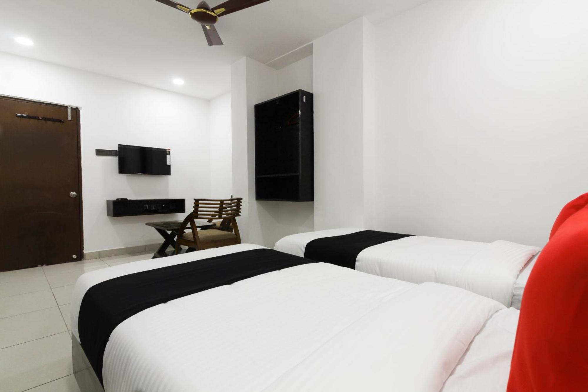 Super Mythri Hotel Near By Ecil, As Rao Nagar, Sainikpuri Maula Ali Екстер'єр фото