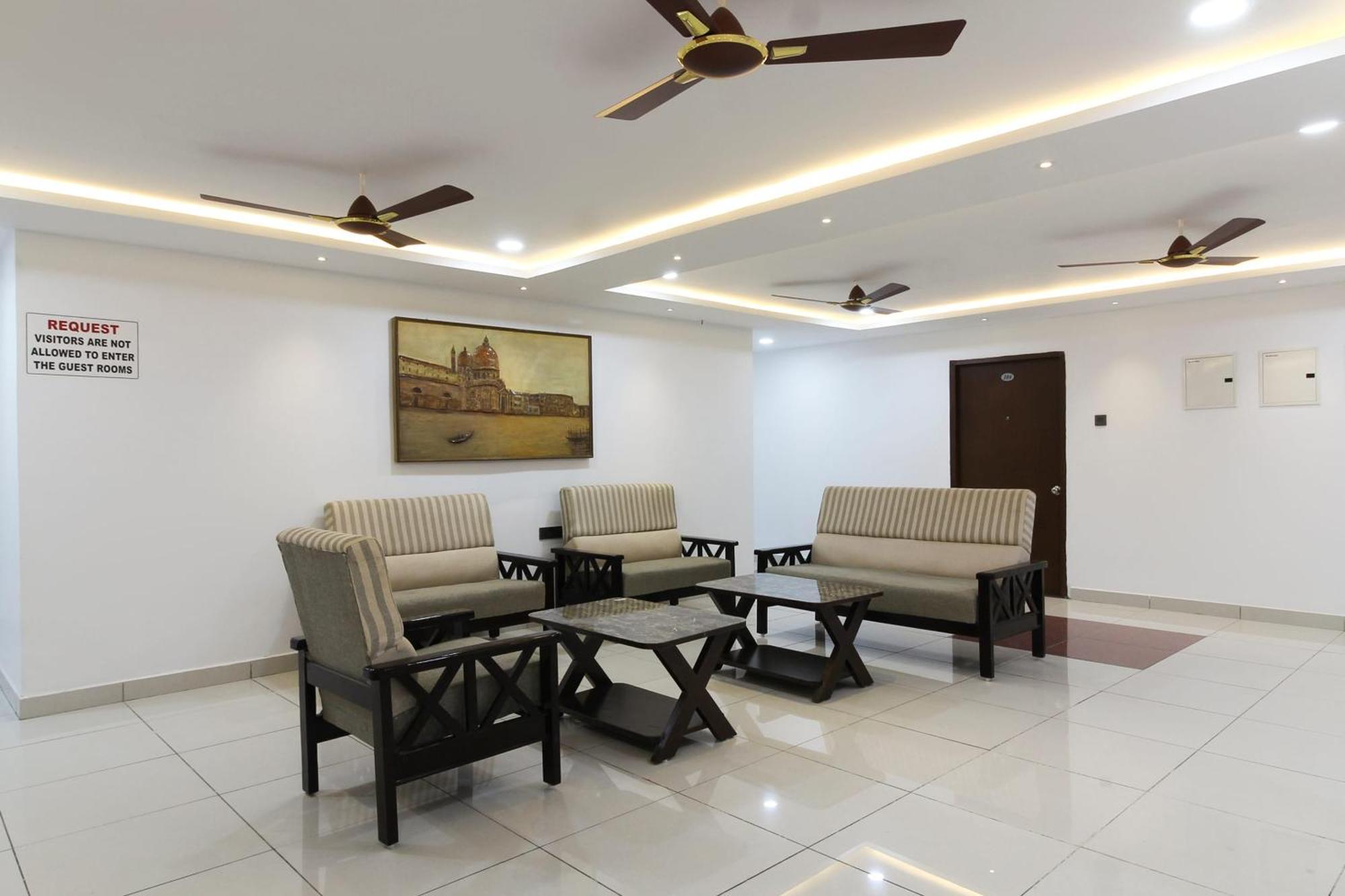 Super Mythri Hotel Near By Ecil, As Rao Nagar, Sainikpuri Maula Ali Екстер'єр фото