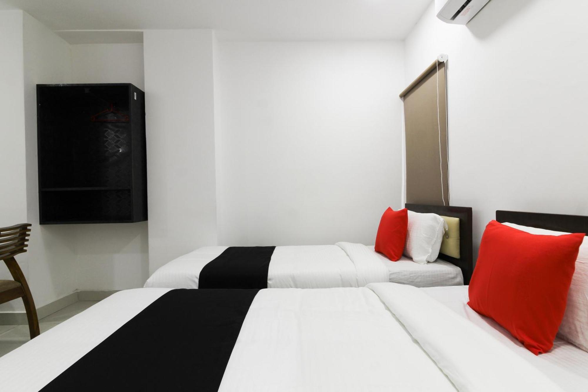 Super Mythri Hotel Near By Ecil, As Rao Nagar, Sainikpuri Maula Ali Екстер'єр фото